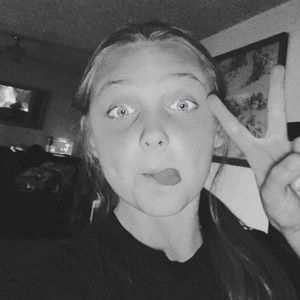 Meet your Posher, Emiree